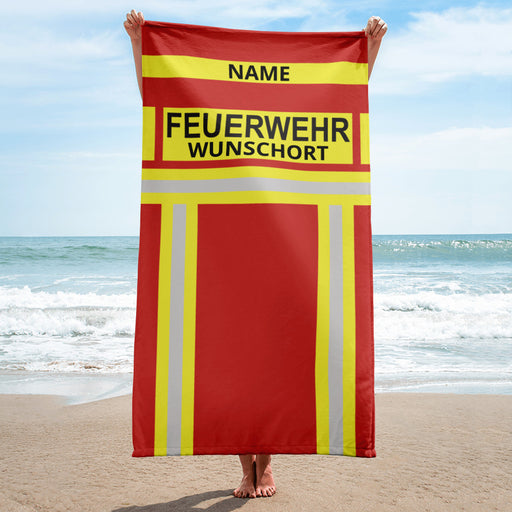 Feuerwehr Handtuch Rot/Gelb mit Name und Wunschort, personalisiert – am Strand