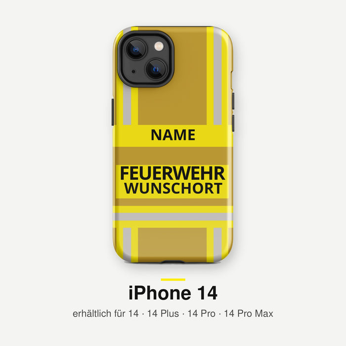Feuerwehr Handyhülle iPhone® Hardcase Gold/Gelb mit Name und Wunschort – iPhone 14 / 14 Plus / 14 Pro / 14 Pro Max