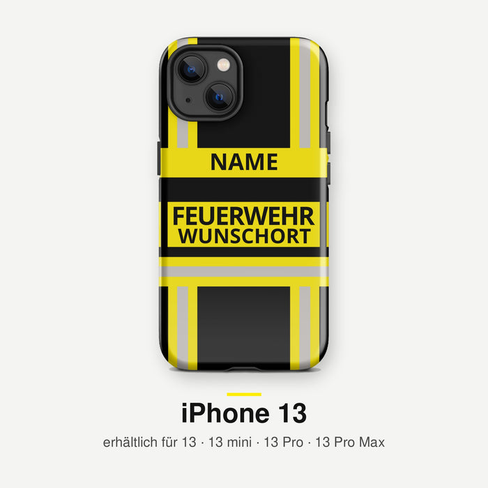 Feuerwehr Handyhülle iPhone® Hardcase Schwarz/Gelb mit Name und Wunschort – iPhone 13 / 13 mini / 13 Pro / 13 Pro Max