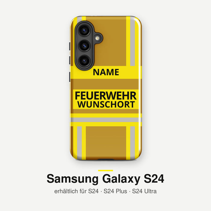 Feuerwehr Handyhülle Samsung® Hardcase Gold/Gelb mit Name und Wunschort – Samsung Galaxy S24 / S24 Plus / S24 Ultra