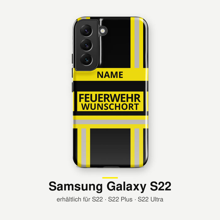 Feuerwehr Handyhülle Samsung® Hardcase Schwarz/Gelb mit Name und Wunschort – Samsung Galaxy S22 / S22 Plus / S22 Ultra