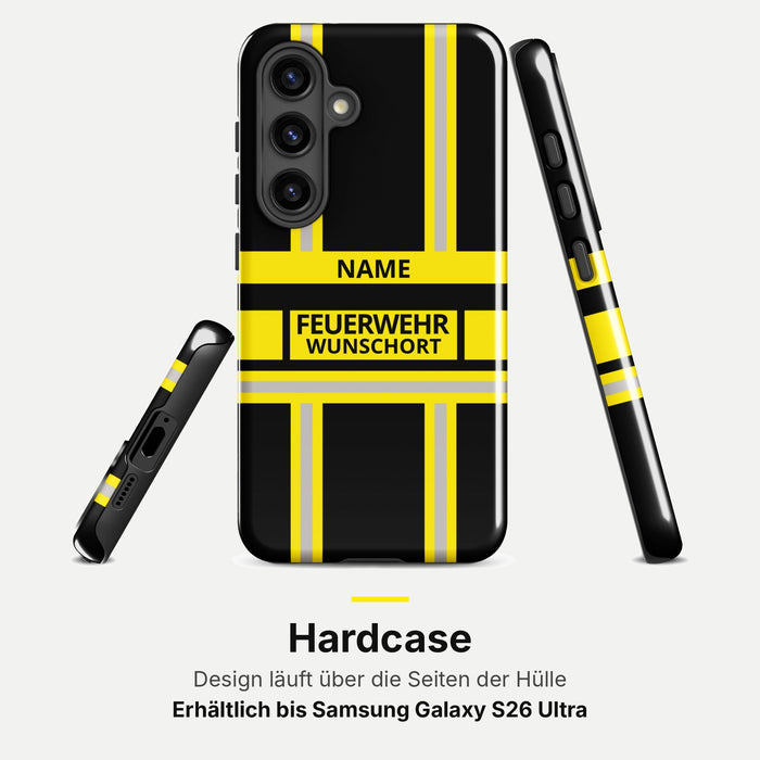 Feuerwehr Handyhülle Samsung® Hardcase Schwarz/Gelb mit Name und Wunschort – Samsung Galaxy S24 / S24 Plus / S24 Ultra