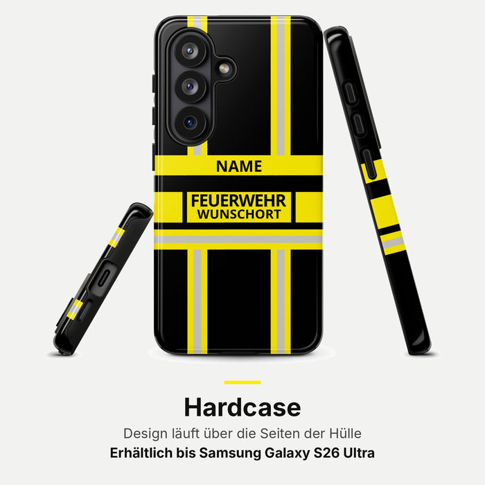 Feuerwehr Handyhülle Samsung® Hardcase Schwarz/Gelb mit Name und Wunschort – Samsung Galaxy S26 / S26 Plus / S26 Ultra