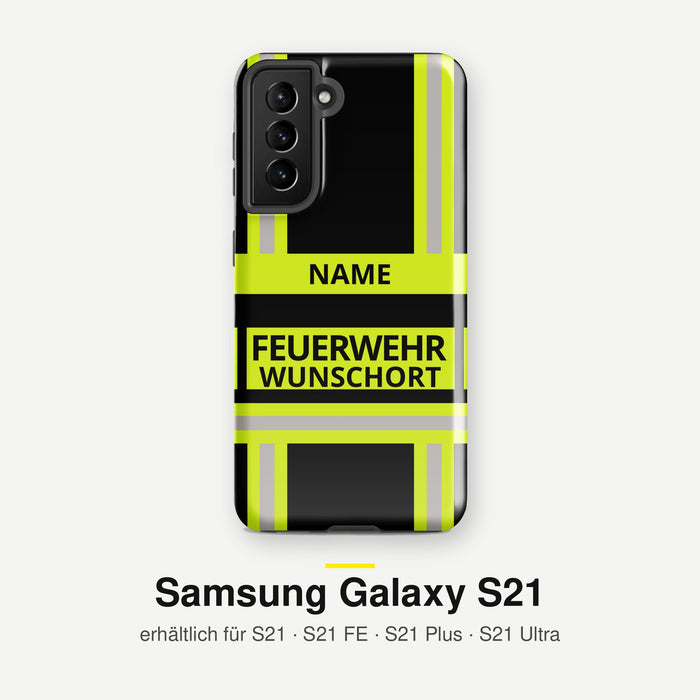 Feuerwehr Handyhülle Samsung® Hardcase Schwarz/Leuchtgelb mit Name und Wunschort – Samsung Galaxy S21 / S21 FE / S21 Plus / S21 Ultra