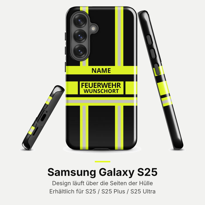 Feuerwehr Handyhülle Samsung® Hardcase Schwarz/Leuchtgelb mit Name und Wunschort – Samsung Galaxy S25 / S25 Plus / S25 Ultra