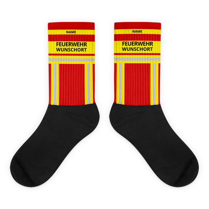 Feuerwehr Socken – Personalisiert mit Name & Wunschort (Rot/Gelb) – Bild 1