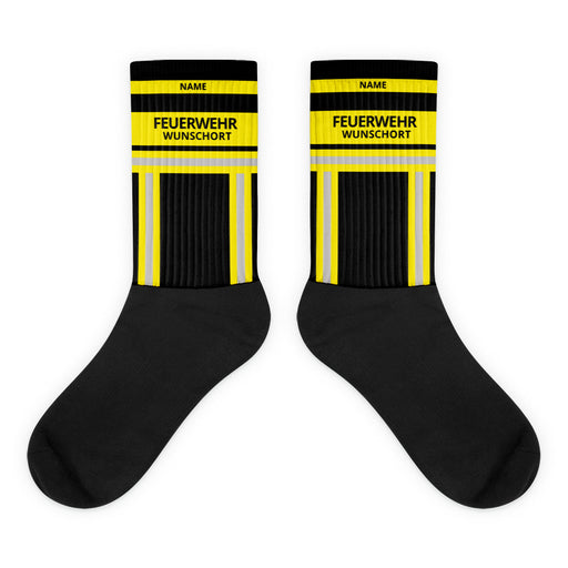 Feuerwehr Socken – Personalisiert mit Name & Wunschort (Schwarz/Gelb) – Bild 1