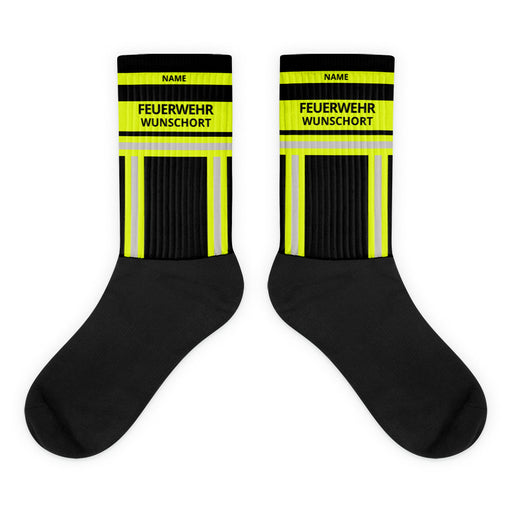 Feuerwehr Socken – Personalisiert mit Name & Wunschort (Schwarz/Leuchtgelb) – Bild 1