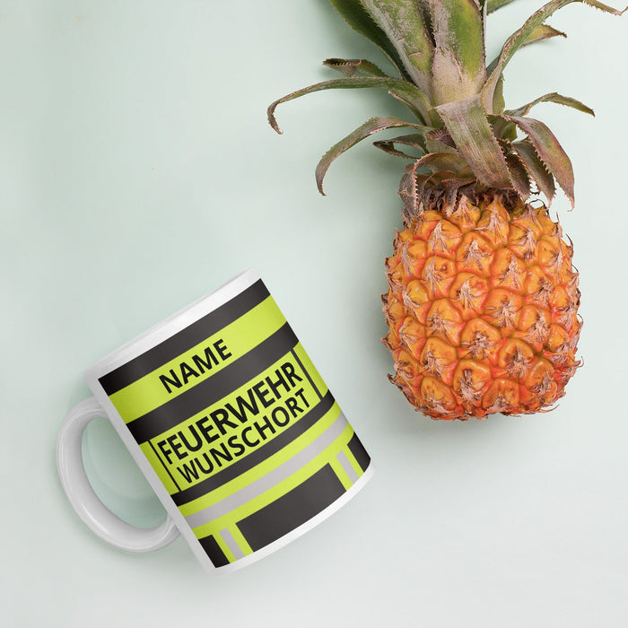 Feuerwehr Tasse – Personalisiert mit Name & Wunschort (Schwarz/Leuchtgelb) – Bild 7