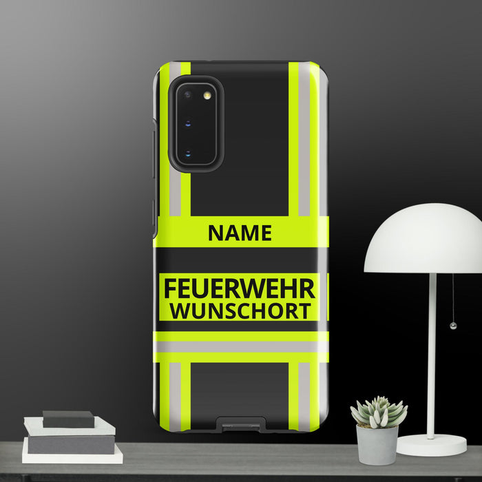 Feuerwehr Handyhülle Samsung® Galaxy S20 Hardcase Schwarz/Leuchtgelb – personalisiert mit Name und Feuerwehr