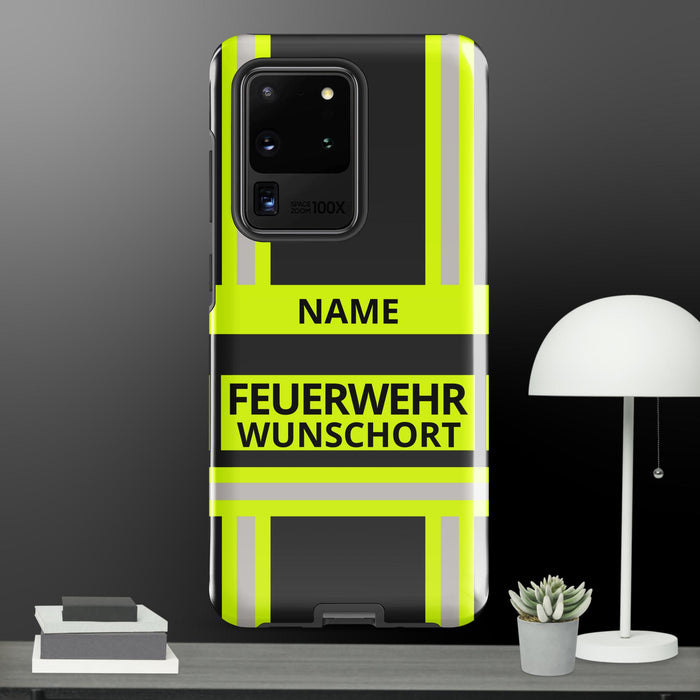 Feuerwehr Handyhülle Samsung® Galaxy S20 Ultra Hardcase Schwarz/Leuchtgelb – personalisiert mit Name und Feuerwehr